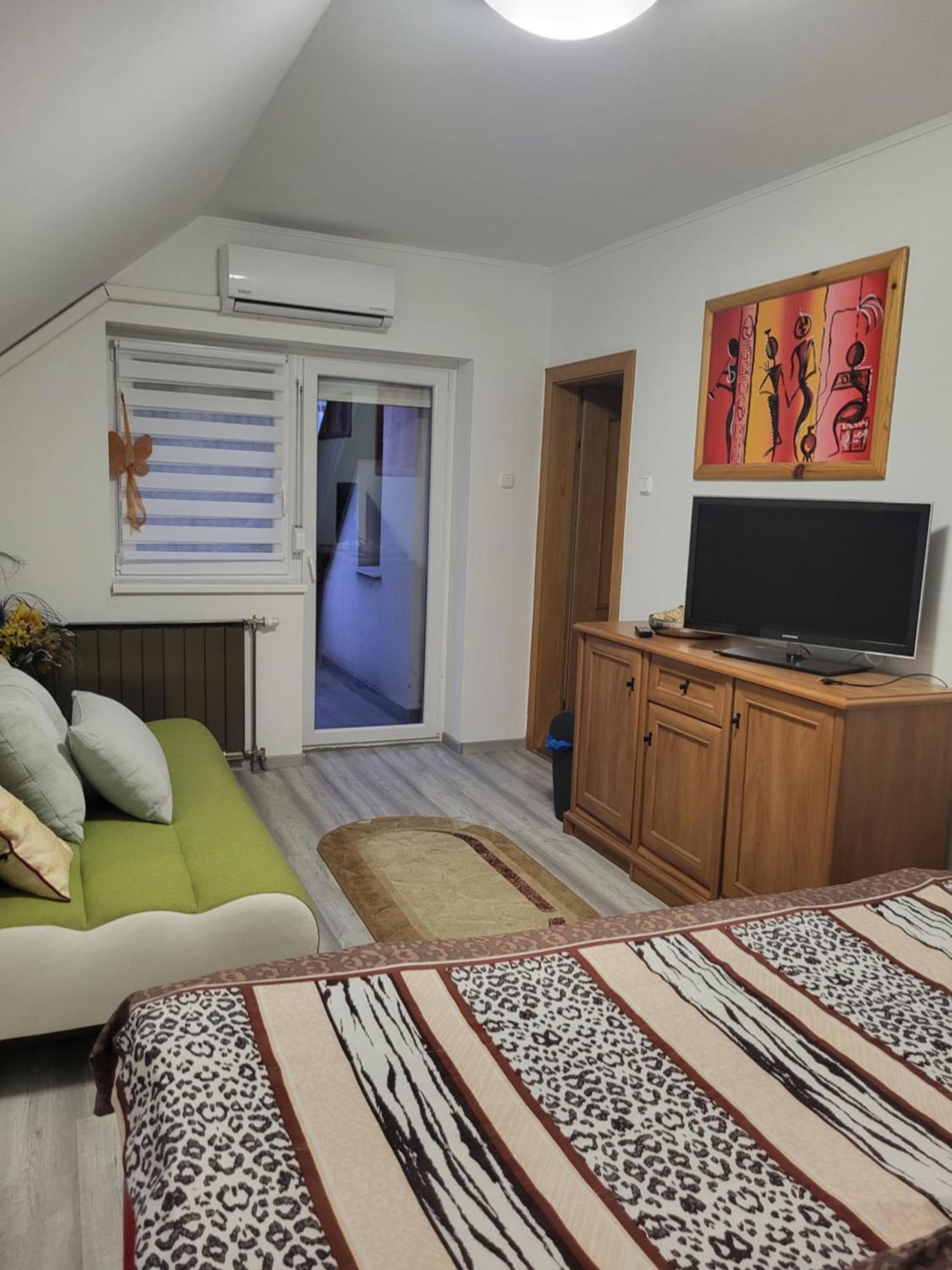 Varlak Apartmans ✷ ✷ ✷ شيوفوك المظهر الخارجي الصورة